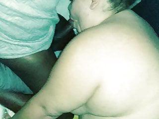 Sara treibt es vor der Kamera