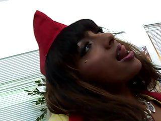 Natalie wird hart von ihrem schwarzen Freund gefickt